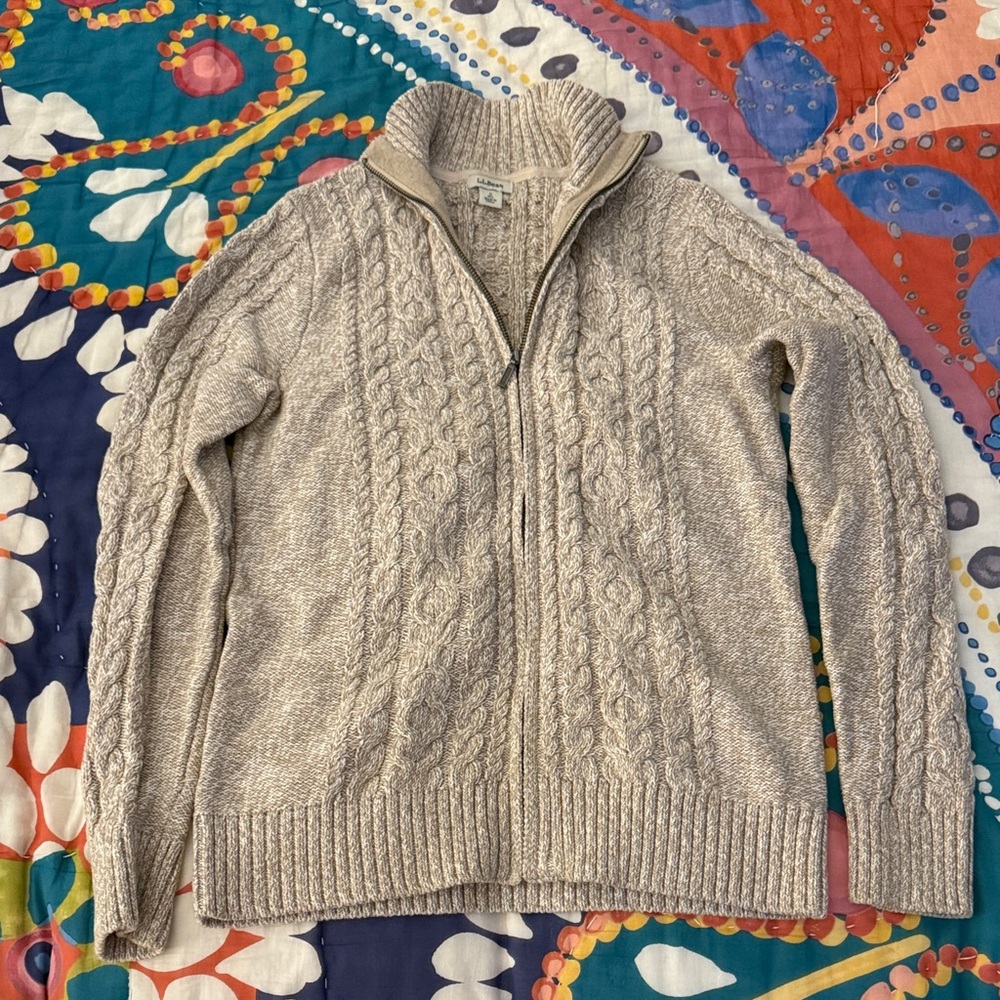 Women’s Beige Cable Knit Sweater
